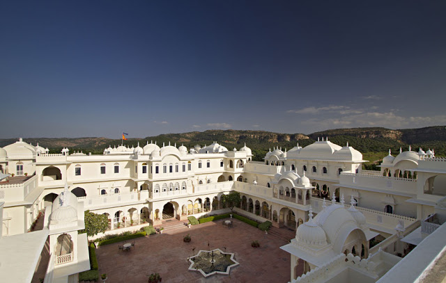 top five resort in ranthambore